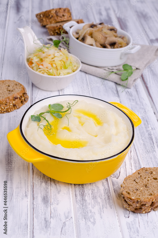 Mashed potatoes with butter Mashed potatoes with butter