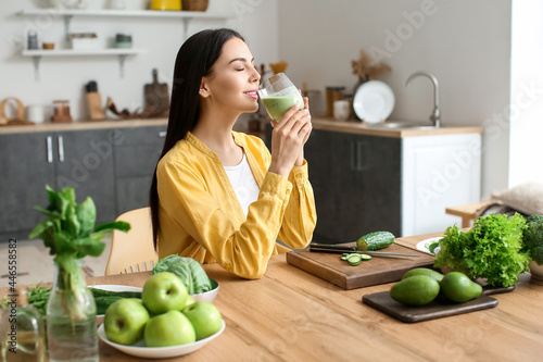 Young woman drinking health...