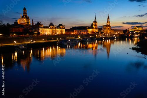 Dresden by night - Deutschland © Tobias