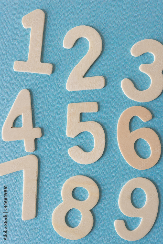 Naklejka premium numbers on blue background
