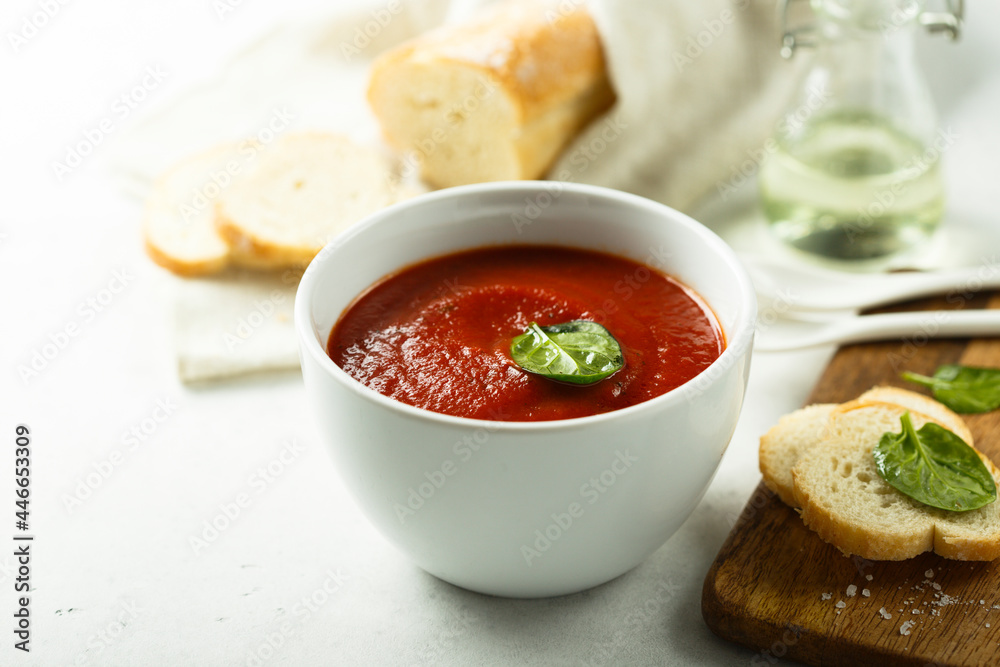 Traditional tomato soup with spinach Traditional tomato soup with spinach