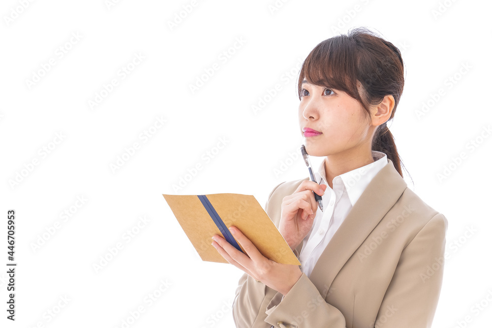 マスクを装着して悩む医師