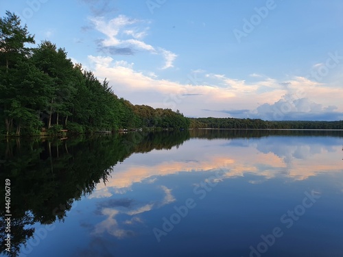 Fototapeta Naklejka Na Ścianę i Meble -  Sunset lake