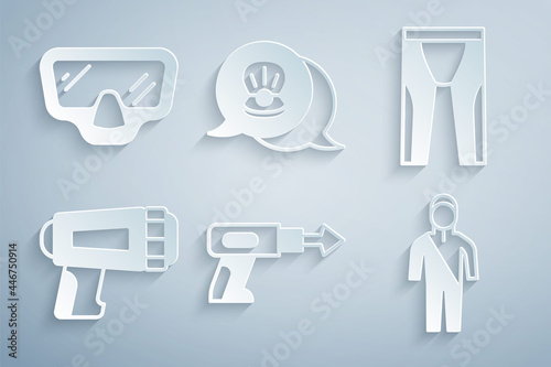 Set Fishing harpoon, Wetsuit for scuba diving, Flashlight diver, Scallop sea shell and Diving mask icon. Vector