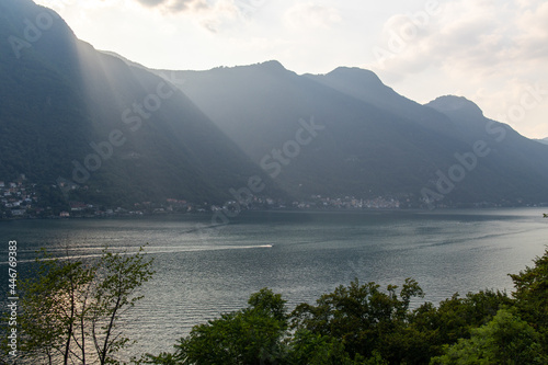 navigation on Lake Como Italy