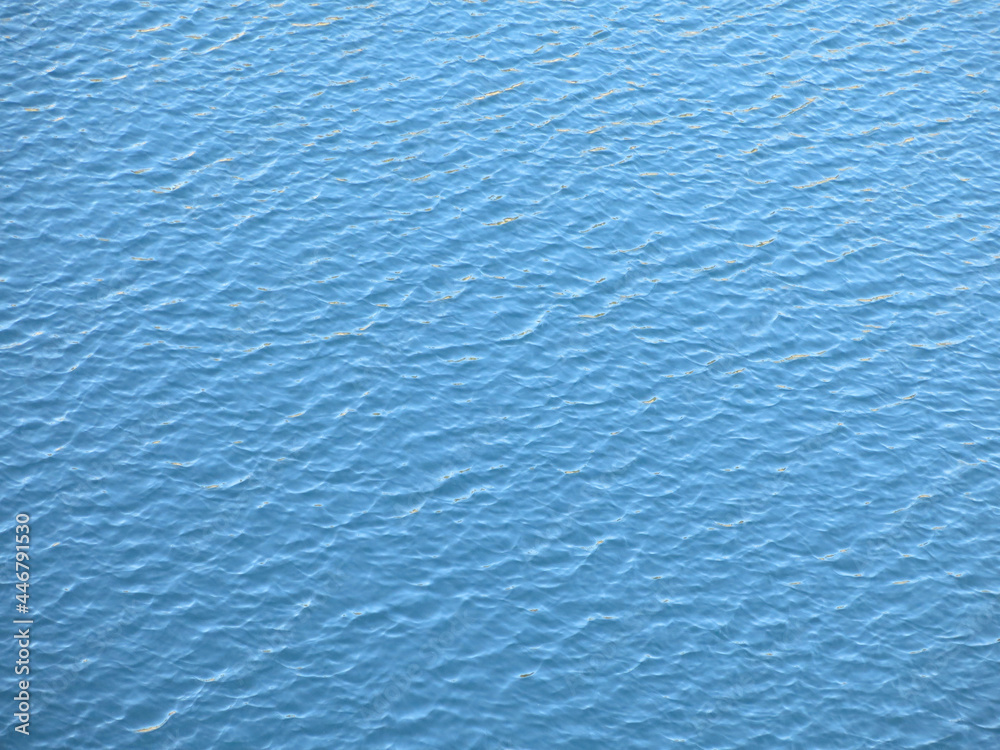 Obraz premium Surface sea water blue background empty 