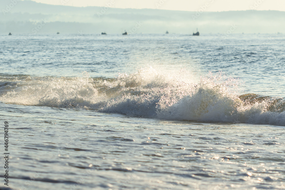 Fototapeta premium Sea waves in the morning, Vietnam