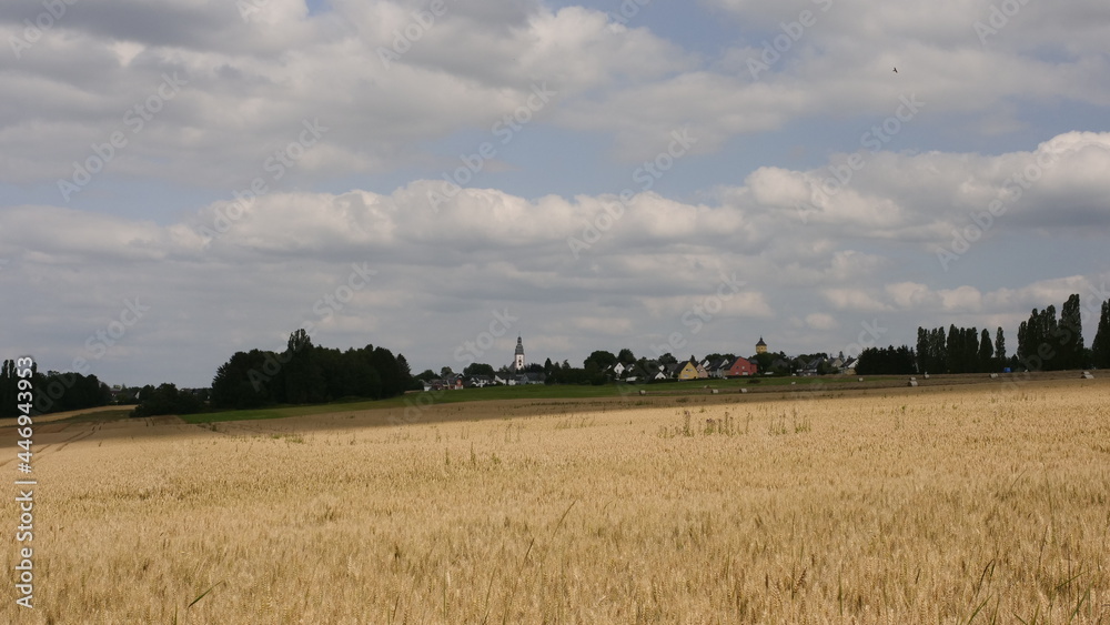 Fototapeta premium Kirchberg im Hunsrück