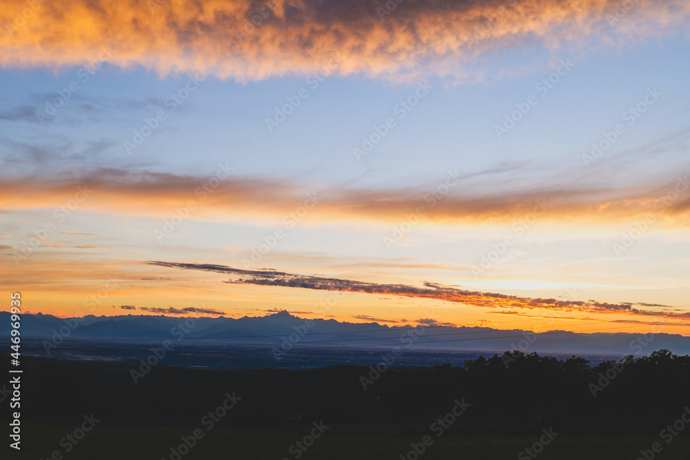 Obraz premium Overview of the hills in Alta Langa, Piedmont - Italy