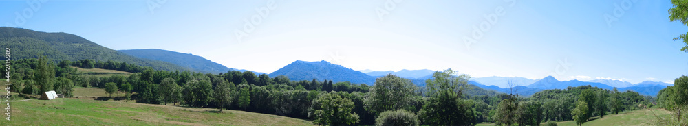 Montagnes des Pyrénées en Ariège