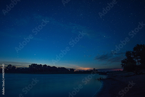 Night river and starry sky © Иван Колесенко