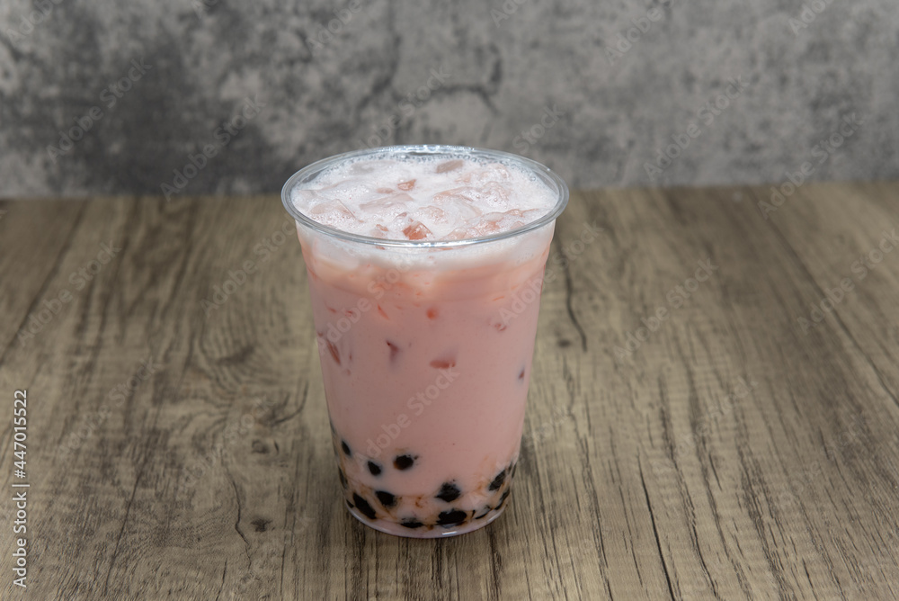 Strawberry green tea cold beverage mixes iced boba drink for a refreshing beverage Strawberry green tea cold beverage mixes iced boba drink for a refreshing beverage