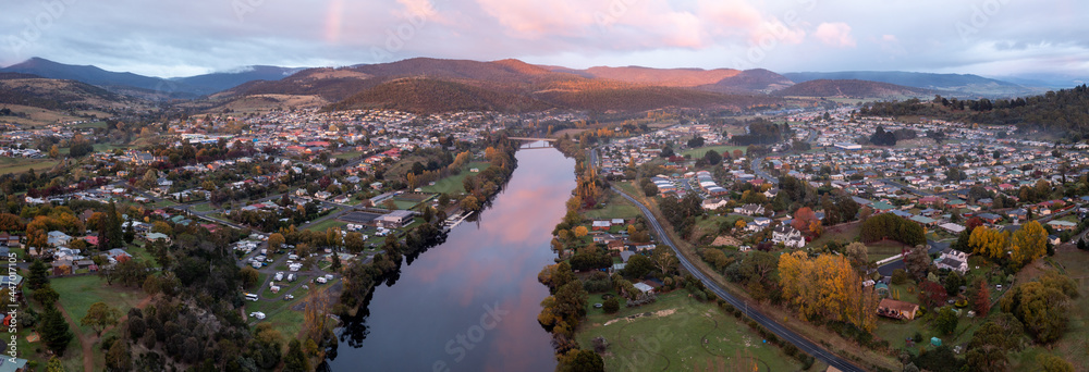 New Norfolk and Derwent River Tasmania