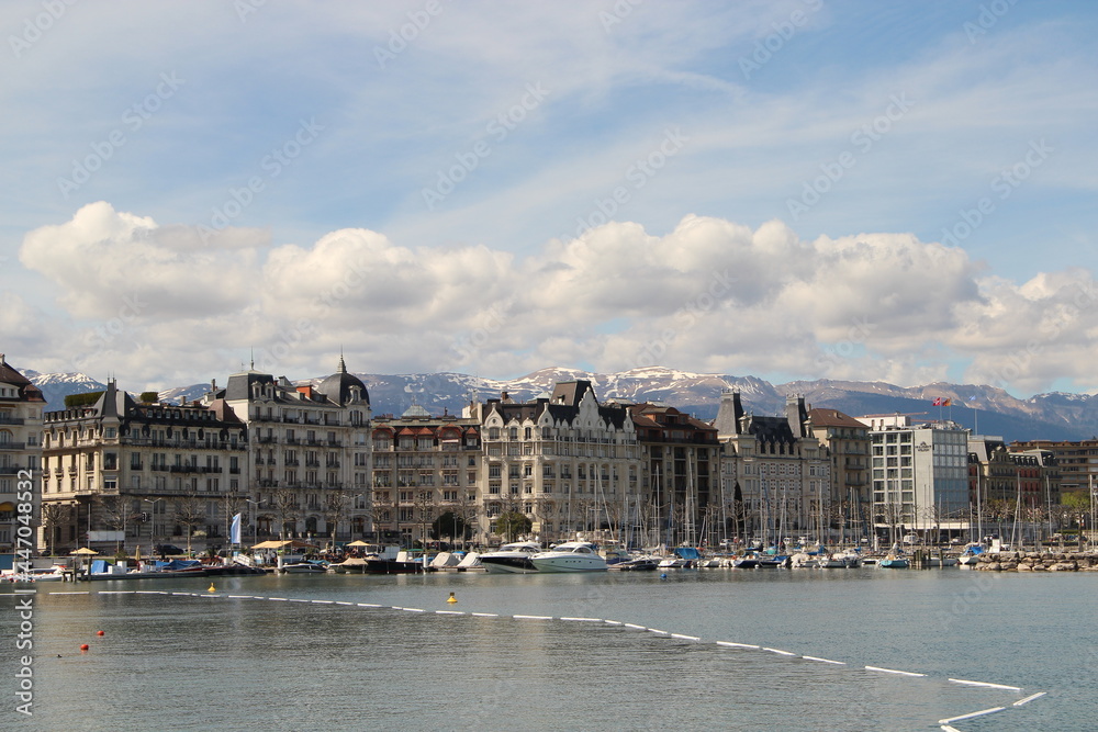 Views of the leman lake in Geneva
