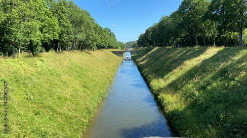 Canal du nivernais dans la Nièvre, Bourgogne photo