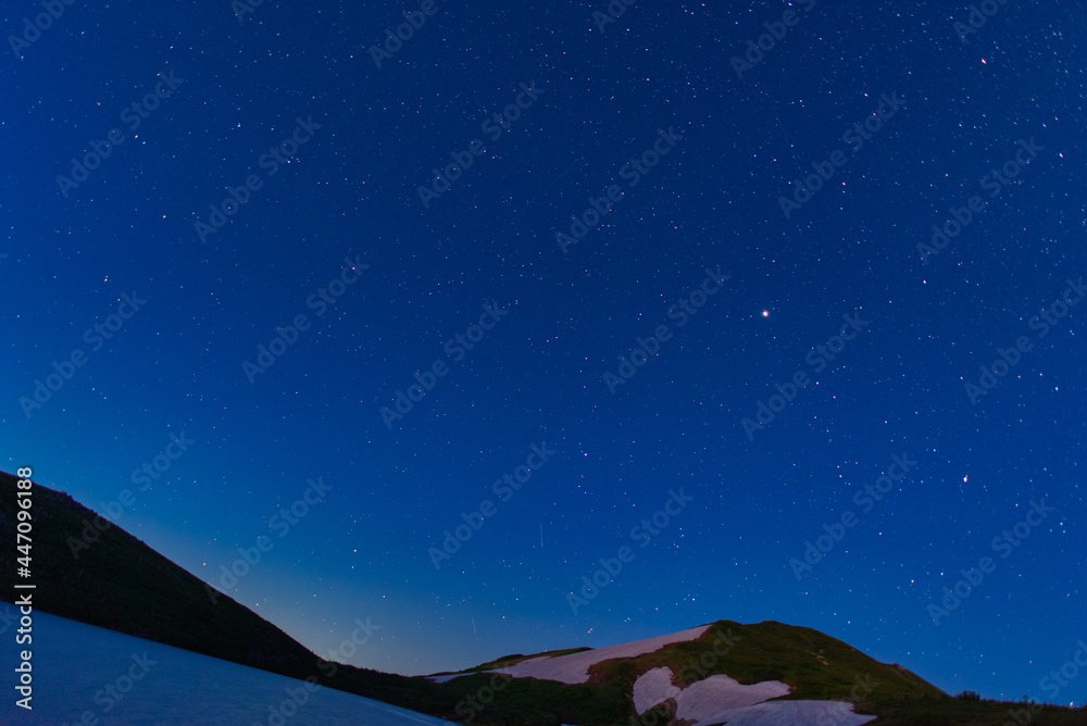 Fototapeta premium 白馬の夜