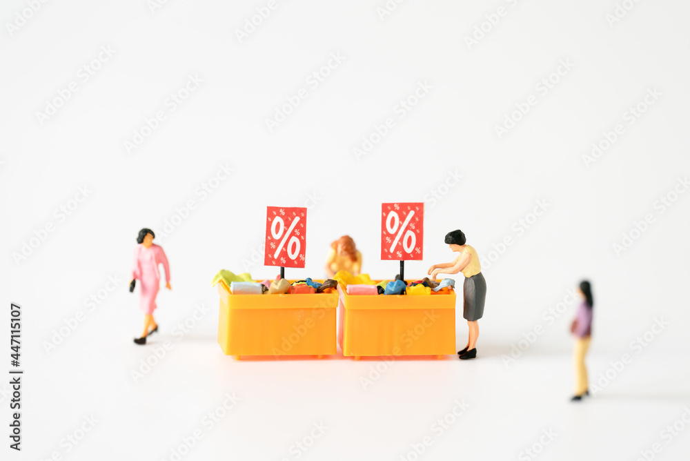 Miniature people Family Father Mother and children go shopping buying supplies supermarket mart grocery things using for internet online marketing Credit Card spending money department store business Miniature people Family Father Mother and children go shopping buying supplies supermarket mart grocery things using for internet online marketing Credit Card spending money department store business