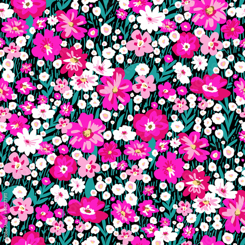 Seamless floral summer background. Vector meadow cute flowers