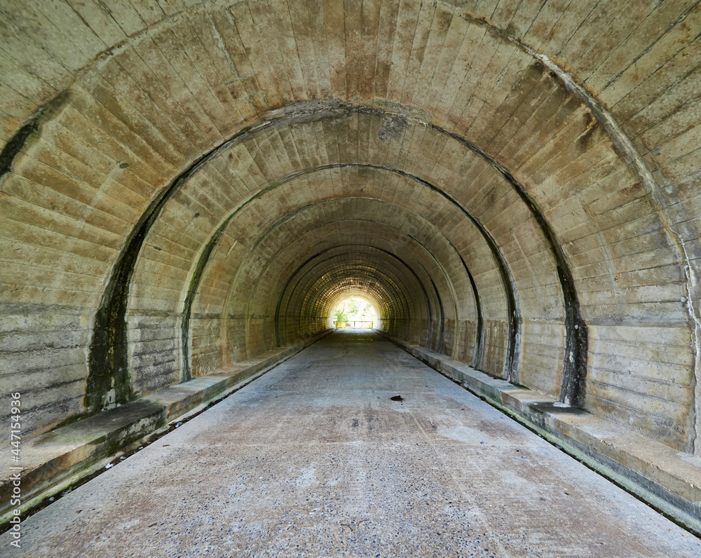 Tunel