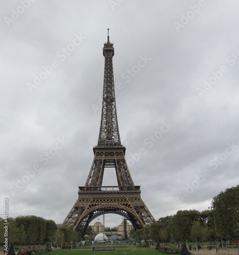 eiffel tower