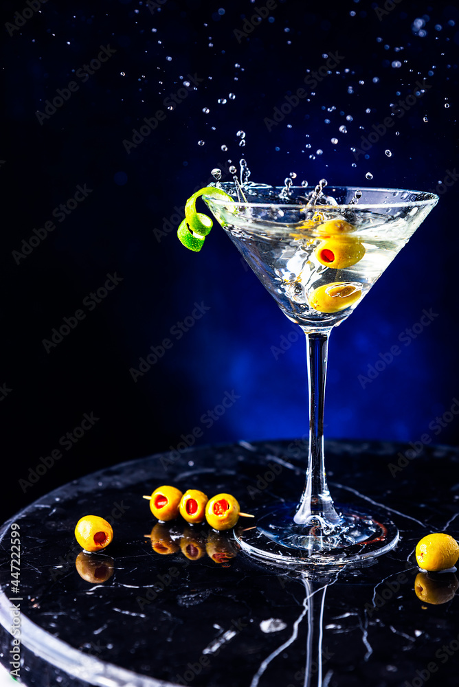 martini with lime