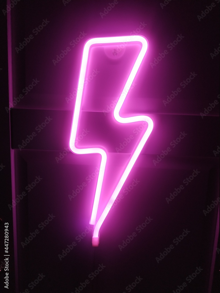Piorun Bolt Neon Purple - obrazy, fototapety, plakaty 