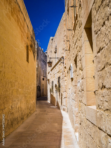 Fototapeta Naklejka Na Ścianę i Meble -  Street scene in Mdina, Gozo, an island just north of Malta