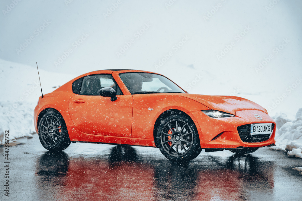 mazda-mx-5-nd-rf-30th-anniversary-edition-miata-front-end-grill