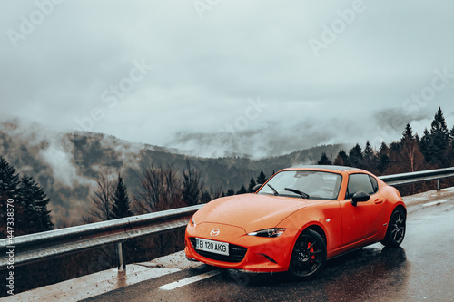 Tableau sur toile Mazda MX-5 ND RF 30th Anniversary edition Miata front end, grill, headlights and