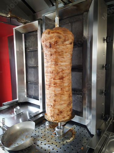 Slika na platnu broche à Kebab dans un restaurant