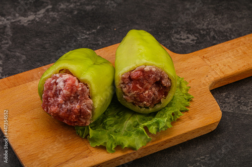 Raw stuffed bell pepper with meat