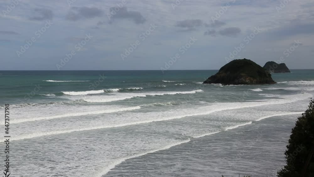 Pacific coast and Sugar Loaf Islands - New Zealand Pacific coast and Sugar Loaf Islands - New Zealand