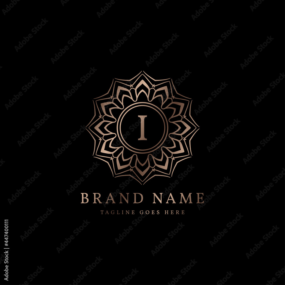 abstract round luxury letter I logo design for elegant fashion brand, beauty care, yoga class, hotel, resort, jewelry
