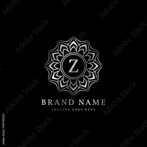 abstract round luxury letter Z logo design for elegant fashion brand  beauty care  yoga class  hotel  resort  jewelry