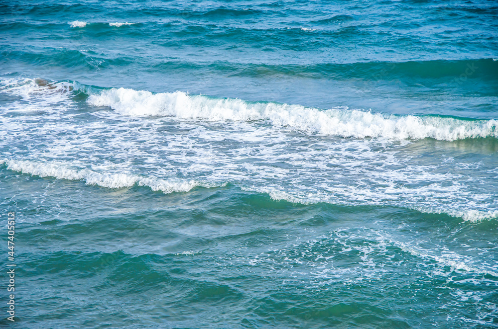 Fototapeta premium waves on the beach