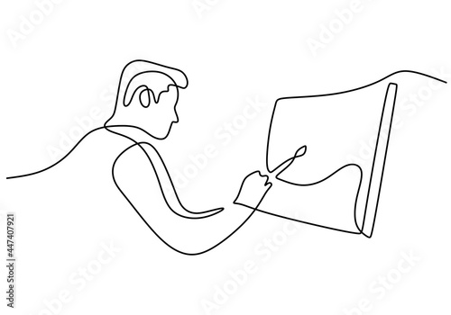 One continuous line drawing...