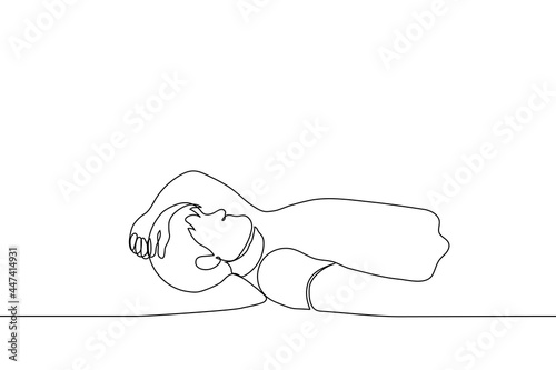 man lies on the floor on his back and put his hand on his forehead - one line drawing. concept of resting in the park on the lawn, lying on the beach