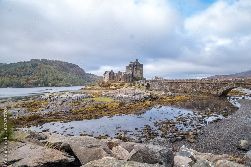 Eilean Donan Castle, Dornie, Kyle of Lochalsh in Scottish Highlands.