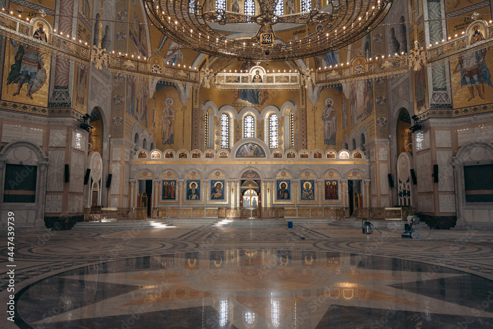 Obraz premium interior of the Hram svetog save