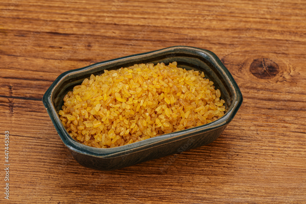 Vegetarian cuisine - dry bulgur for cooking Vegetarian cuisine - dry bulgur for cooking