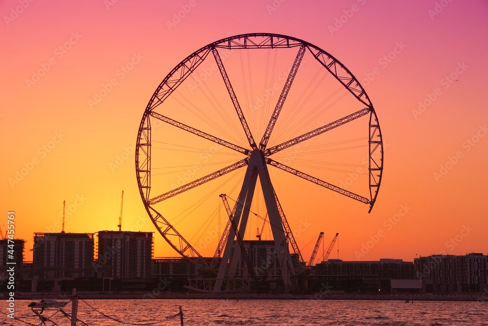 Dubai sunset - ferris wheel construction