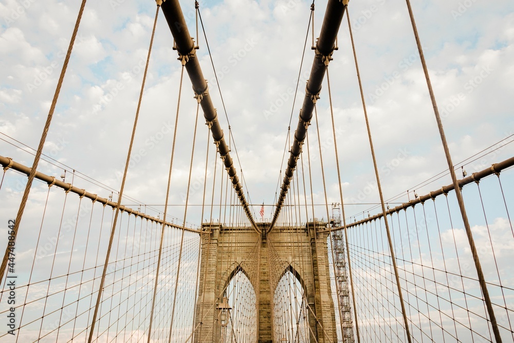 Fototapeta premium Architectural details of the Brooklyn Bridge, in New York City