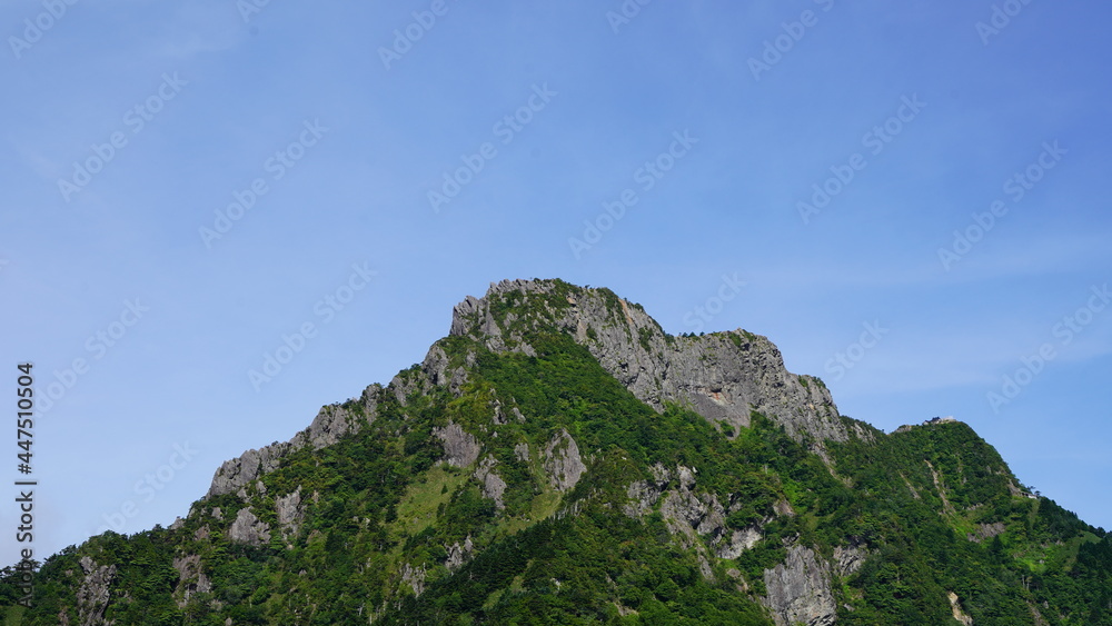 Naklejka premium 石鎚山 登山道の風景