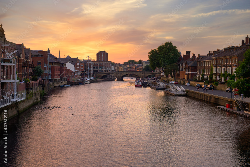 Fototapeta premium River Ouse York at sunset
