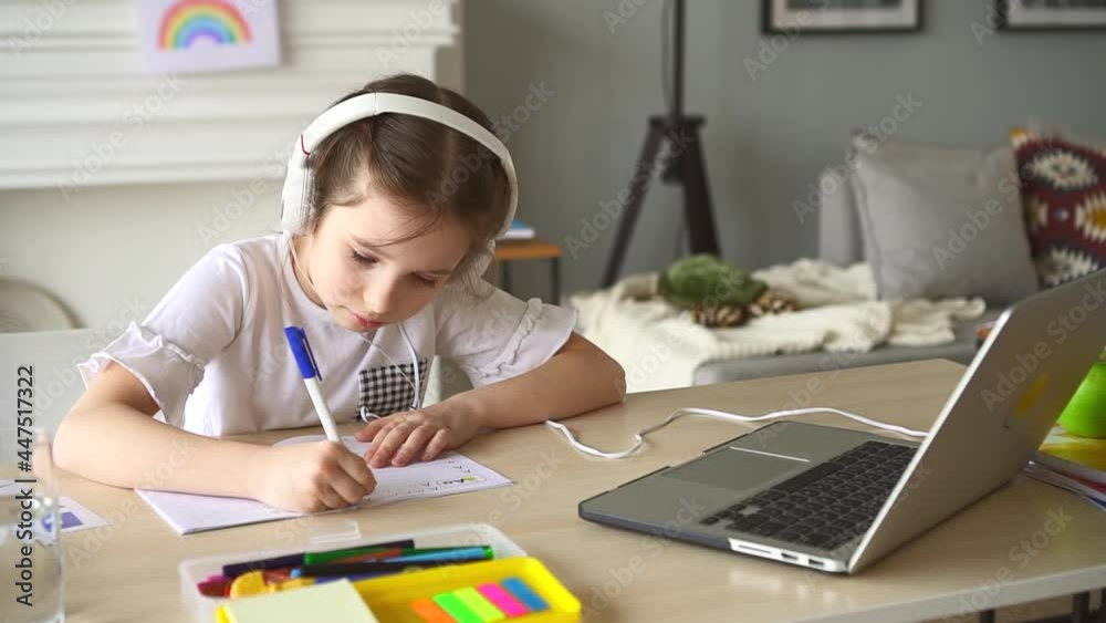 Online home school for junior schoolchildren girl does tasks Spbd Online home school for junior schoolchildren girl does tasks Spbd