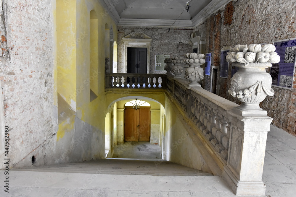 © Albin Marciniak - Zamek Międzylesie w Kotlinie Kłodzkiej na Dolnym Śląsku