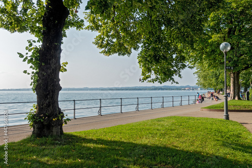 Fényképezés Seepromenade . Bregenz . Bodensee . Vorarlberg