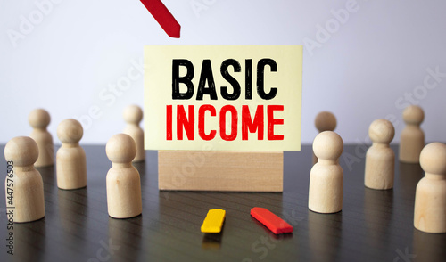 Obraz na plátně Text sign showing Basic Income