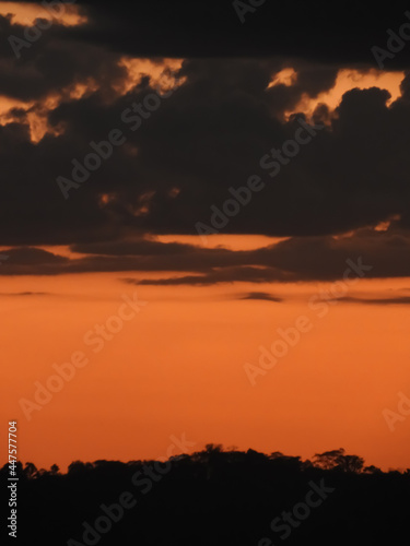 sunset in the mountains © Allec Gomes