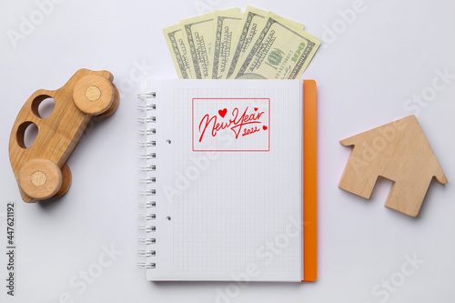 Notebook with to-do list fo...